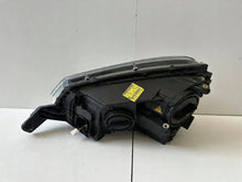 Laden Sie das Bild in den Galerie-Viewer, Frontscheinwerfer Skoda Yeti 5L1941016C Rechts Scheinwerfer Headlight