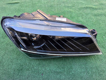 Laden Sie das Bild in den Galerie-Viewer, Frontscheinwerfer Skoda Superb III 3V1941016A Xenon FALSE Scheinwerfer Headlight SCH3592643974hf
