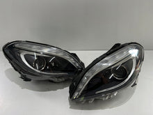 Laden Sie das Bild in den Galerie-Viewer, Frontscheinwerfer Mercedes-Benz A2468207761 Ein Satz Scheinwerfer Headlight SCH6082126066yu