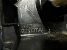 Load image into Gallery viewer, Frontscheinwerfer Toyota Yaris LED Rechts Scheinwerfer Headlight