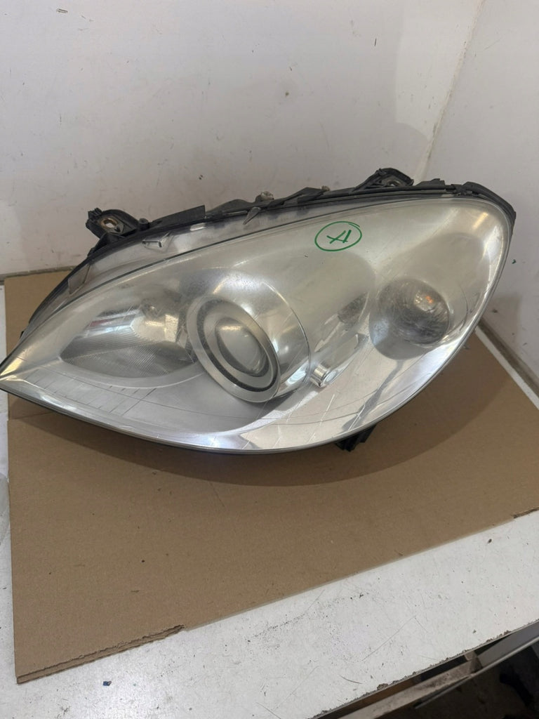 Frontscheinwerfer Mercedes-Benz W245 A1698208761 Xenon Links Headlight SCH3583206593vv