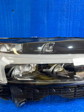 Laden Sie das Bild in den Galerie-Viewer, Frontscheinwerfer Volvo Xc60 II 32404710 Rechts Scheinwerfer Headlight SCH4619850904zp