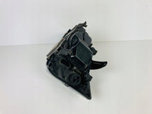 Laden Sie das Bild in den Galerie-Viewer, Frontscheinwerfer Ford Focus II Xenon Rechts Scheinwerfer Headlight SCH9467733112ys
