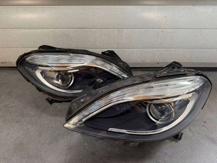 Frontscheinwerfer Mercedes-Benz A2468207161 Xenon Ein Satz Headlight SCH4178183441an