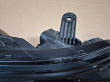 Laden Sie das Bild in den Galerie-Viewer, Frontscheinwerfer Hyundai I20 II 92102-4P500 Rechts Scheinwerfer Headlight SCH1983345544ai