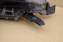 Laden Sie das Bild in den Galerie-Viewer, Frontscheinwerfer Toyota Hilux VIII 81110-0KP41 1EJ-923363-040A LED Rechts