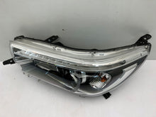 Laden Sie das Bild in den Galerie-Viewer, Frontscheinwerfer Toyota Hilux VIII LED Links Scheinwerfer Headlight SCH4649903502ec