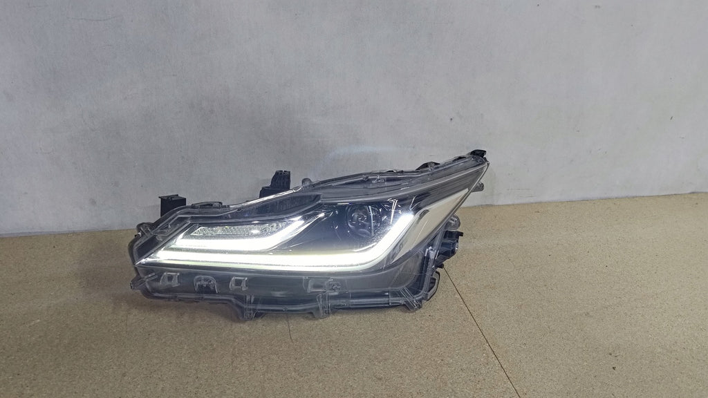 Frontscheinwerfer Toyota Corolla 81150-02T50-00 LED Links Scheinwerfer Headlight SCH9826973186bk