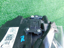 Load image into Gallery viewer, Frontscheinwerfer VW Polo 2G1941005 Links Scheinwerfer Headlight