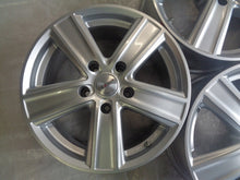Laden Sie das Bild in den Galerie-Viewer, 4x Alufelge 17 Zoll 7.5" 5x112 40ET Glanz Silber KBA49877 BMW 4 Rim Wheel FEL2761251313gd