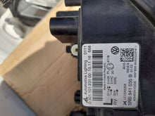 Laden Sie das Bild in den Galerie-Viewer, Frontscheinwerfer VW Tiguan 5NB941035B Links Scheinwerfer Headlight SCH9830122295fz