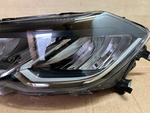 Laden Sie das Bild in den Galerie-Viewer, Frontscheinwerfer VW Polo 2G1941005D LED Links Scheinwerfer Headlight