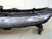 Laden Sie das Bild in den Galerie-Viewer, Frontscheinwerfer Mitsubishi Eclipse Cross I EDM92205010 LED Links Headlight SCH1242580807jc