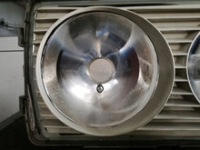 Laden Sie das Bild in den Galerie-Viewer, Frontscheinwerfer Mercedes-Benz W123 1305234050 Rechts Scheinwerfer Headlight SCH5931440572ec