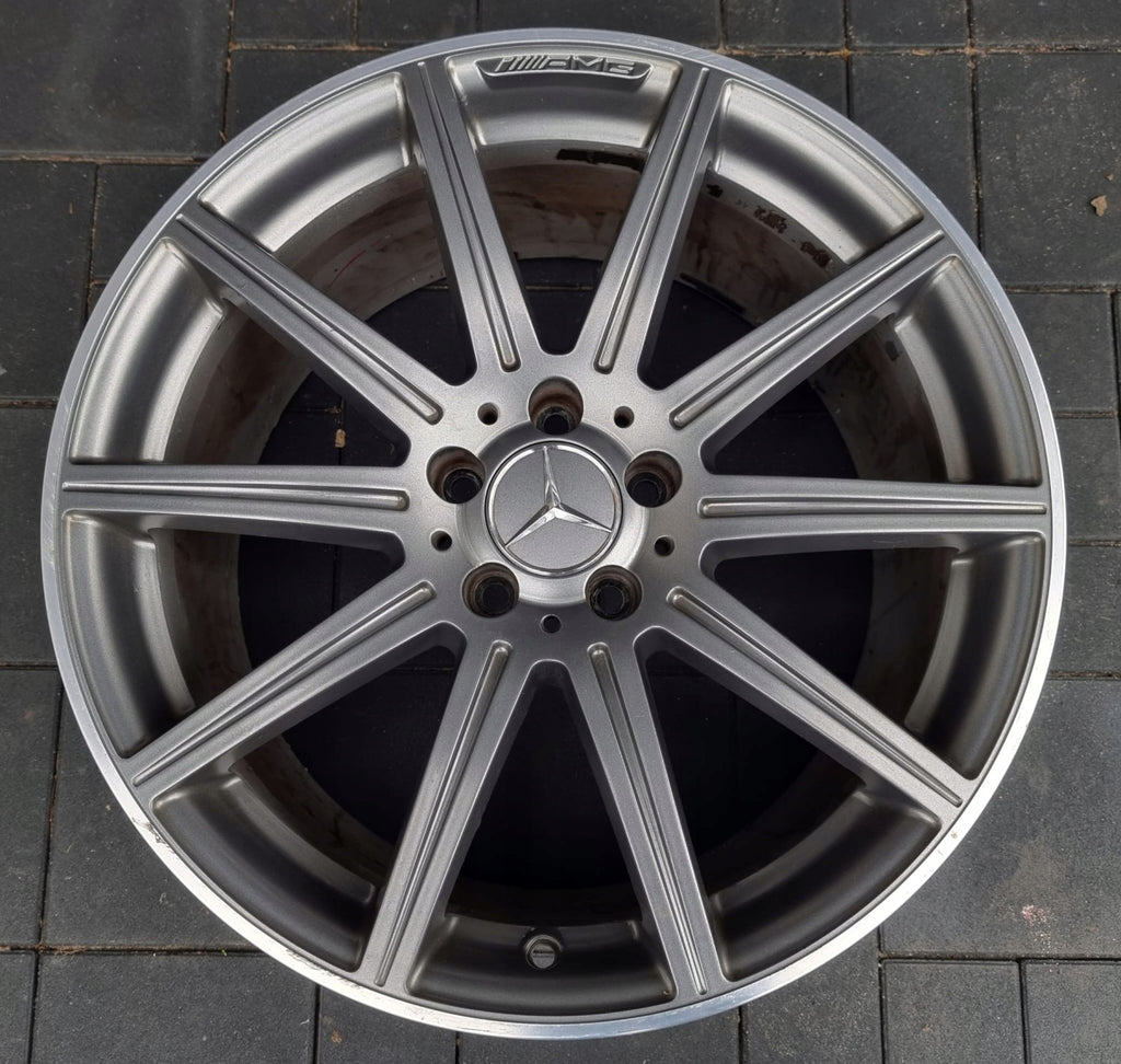 1x Alufelge 19 Zoll 9.5" 5x112 52ET Glanz A2124015102 Mercedes-Benz W212 FEL6886667316uv