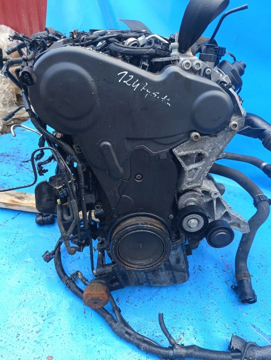 Motor Audi A4 B8 CJCD 2.0 TDI 150PS 110kW 124TKm Diesel Engine Komplett MOT2314470189cl