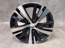 Load image into Gallery viewer, 1x Alufelge 18 Zoll 7.5" 5x108 49ET Glanz 9808687377 Peugeot 5008 Rim Wheel FEL8680652223wv