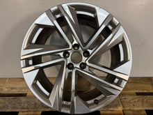 Laden Sie das Bild in den Galerie-Viewer, 1x Alufelge 20 Zoll 9.0" 5x112 4M0601025BQ Audi Q7 Rim Wheel FEL5690582092mu