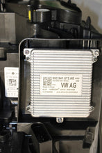 Load image into Gallery viewer, Frontscheinwerfer VW Id.4 11B941035 11B941036 Ein Satz Scheinwerfer Headlight SCH5166961935dg