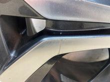 Laden Sie das Bild in den Galerie-Viewer, 1x Alufelge 18 Zoll 7.0" 5x114.3 35ET 403003297 Renault Megane 1 Koleos FEL7046554045gk
