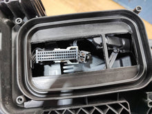 Laden Sie das Bild in den Galerie-Viewer, Frontscheinwerfer Mercedes-Benz V Class W447 A4479063301 Rechts Headlight SCH8098123008dn