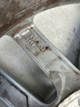 Laden Sie das Bild in den Galerie-Viewer, 1x Alufelge 17 Zoll 6.5&quot; 5x112 46ET 5G0601025CS VW Golf Vii Rim Wheel