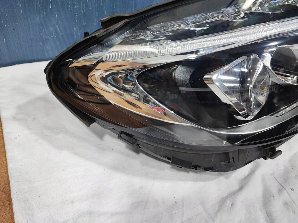 Frontscheinwerfer Mercedes-Benz W205 A2059062604 LED Rechts Headlight SCH8010020099oe
