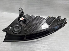 Laden Sie das Bild in den Galerie-Viewer, Frontscheinwerfer Skoda Enyaq 5LB941015 Full LED Links Scheinwerfer Headlight