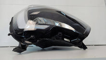 Load image into Gallery viewer, Frontscheinwerfer Renault Master III 260105567R4CAR Rechts Headlight SCH2605535443ce