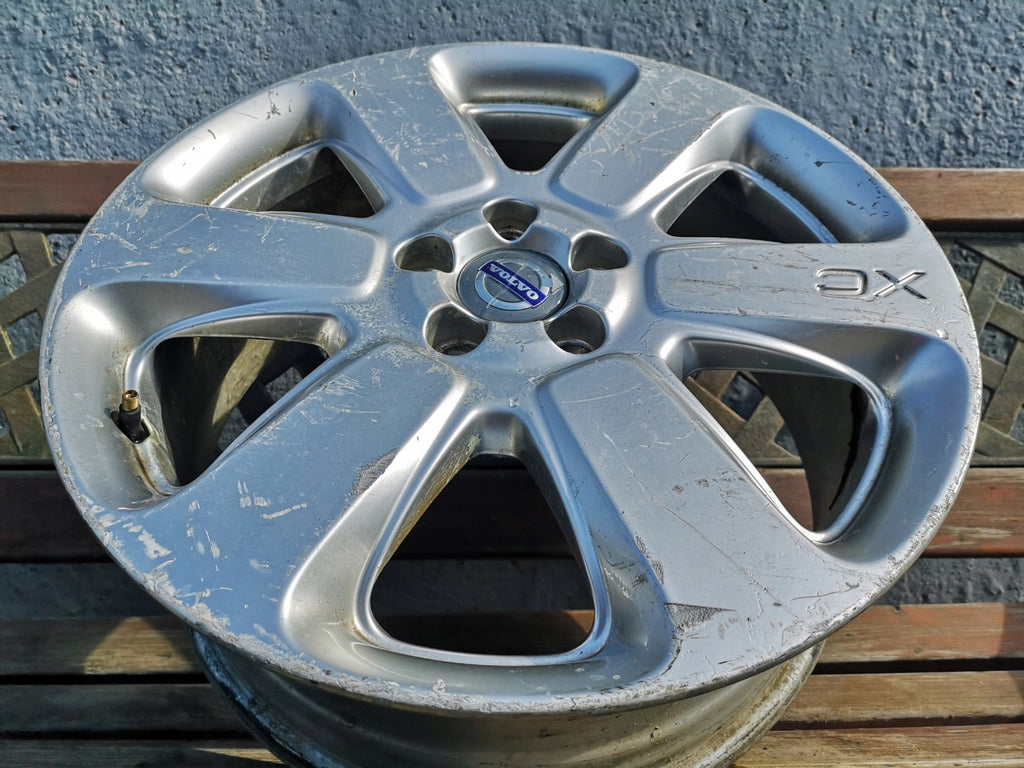1x Alufelge 18 Zoll 7.5" 5x108 55ET Silber 30748756 Volvo Xc70 Xc60 Rim Wheel