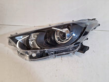 Laden Sie das Bild in den Galerie-Viewer, Frontscheinwerfer Toyota Yaris EUK0-6 Links Scheinwerfer Headlight SCH4958300292gf