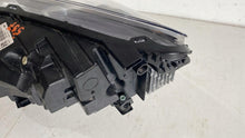 Laden Sie das Bild in den Galerie-Viewer, Frontscheinwerfer Ford Kuga III LV4B-13E014-FH Full LED Rechts Headlight SCH2547231408ra