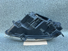 Load image into Gallery viewer, Frontscheinwerfer Audi A6 C6 4F0941030 Xenon Rechts Scheinwerfer Headlight SCH8358966367dw