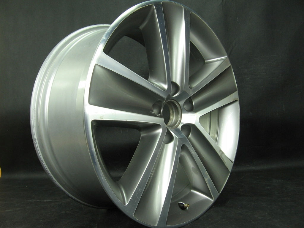 1x Alufelge 18 Zoll 8.0" 5x112 44ET Glanz Silber 3C0601025AP VW Scirocco Passat