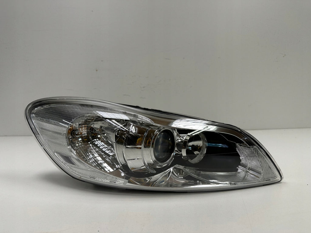 Frontscheinwerfer Volvo C30 301255282 81299800 Xenon Rechts Headlight