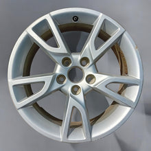 Load image into Gallery viewer, 1x Alufelge 17 Zoll 6.5&quot; 5x112 33ET Glanz Silber 8U0071493 Audi Q3 Rim Wheel