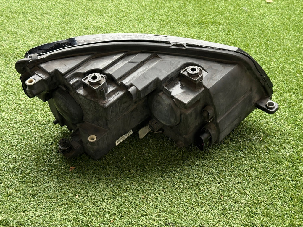 Frontscheinwerfer VW Touran Caddy I 1T1941005H Links Scheinwerfer Headlight SCH6314863185ha