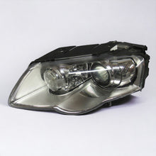 Laden Sie das Bild in den Galerie-Viewer, Frontscheinwerfer VW Passat 3C0941751D Xenon Links Scheinwerfer Headlight