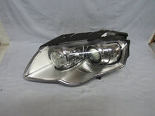 Laden Sie das Bild in den Galerie-Viewer, Frontscheinwerfer VW Passat 3C0941751D Xenon Links Scheinwerfer Headlight