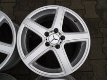Laden Sie das Bild in den Galerie-Viewer, 4x Alufelge 17 Zoll 7.5" 5x112 32ET Mercedes-Benz Rim Wheel FEL8258228162hm