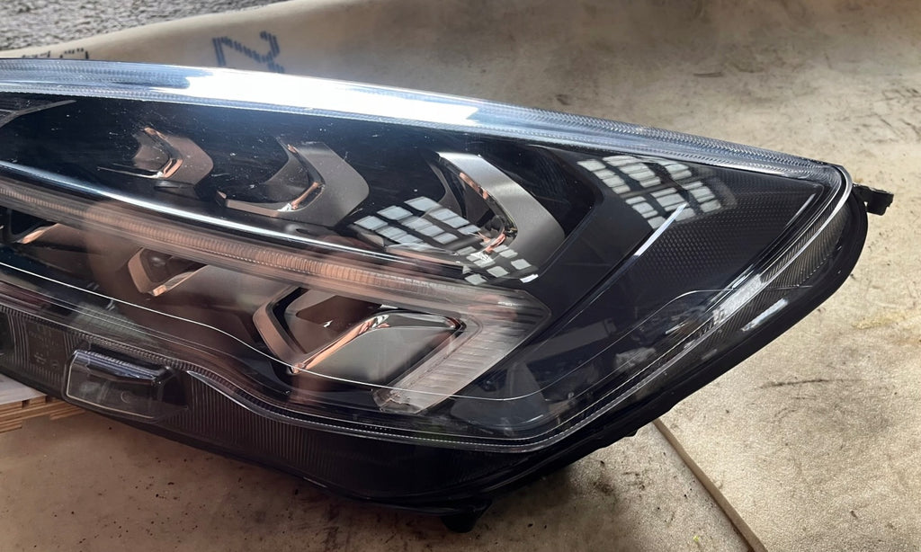 Frontscheinwerfer Ford Focus 0932432432 LED Links Scheinwerfer Headlight SCH8814104274zl