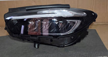 Laden Sie das Bild in den Galerie-Viewer, Frontscheinwerfer Mercedes-Benz W247 2479065107 Links Scheinwerfer Headlight SCH3383055961bt