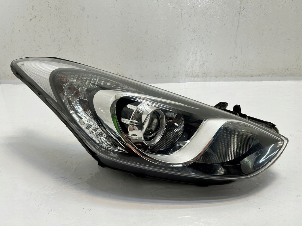 Frontscheinwerfer Hyundai I30 92102-A6100 Rechts Scheinwerfer Headlight