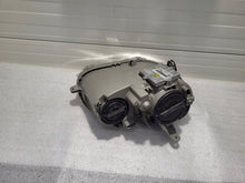 Load image into Gallery viewer, Frontscheinwerfer Mercedes-Benz W203 A2078200159 Xenon Links Headlight SCH4391658286pu
