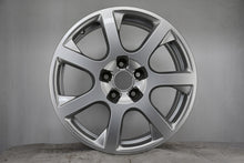 Laden Sie das Bild in den Galerie-Viewer, 1x Alufelge 17 Zoll 8.0" 5x112 39ET Glanz Schwarz 8R0601025 Audi Rim Wheel FEL5752439560fq
