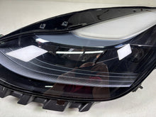 Laden Sie das Bild in den Galerie-Viewer, Frontscheinwerfer Tesla Model 3 Y 1514952-00-D Links Scheinwerfer Headlight