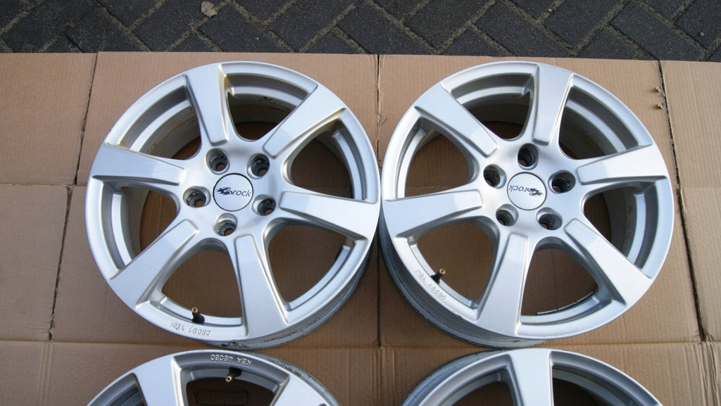 4x Alufelge 16 Zoll 6.5" 5x114.3 RC20-656 Nissan I Rim Wheel FEL4106745521za