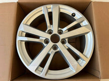 Load image into Gallery viewer, 1x Alufelge 17 Zoll 83A601025F Audi Q3 Rim Wheel FEL7208150780ni