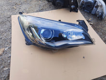 Laden Sie das Bild in den Galerie-Viewer, Frontscheinwerfer Opel Astra J 13253651 Xenon Rechts Scheinwerfer Headlight SCH6750399223da