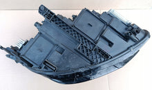 Laden Sie das Bild in den Galerie-Viewer, Frontscheinwerfer VW Tiguan Allspace 5NN941081D Full LED Links Headlight